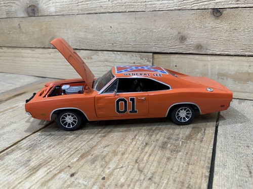 Vintage ERTL 1969 Dodge Charger Dukes Of Hazzard General Lee Scale 1:18 Die Cast - Picture 5 of 10