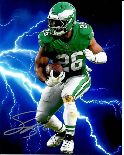 Saquon Barkley Philadelphia Eagles RB NFL Player Signed 8 x 10 Photo TTM COA