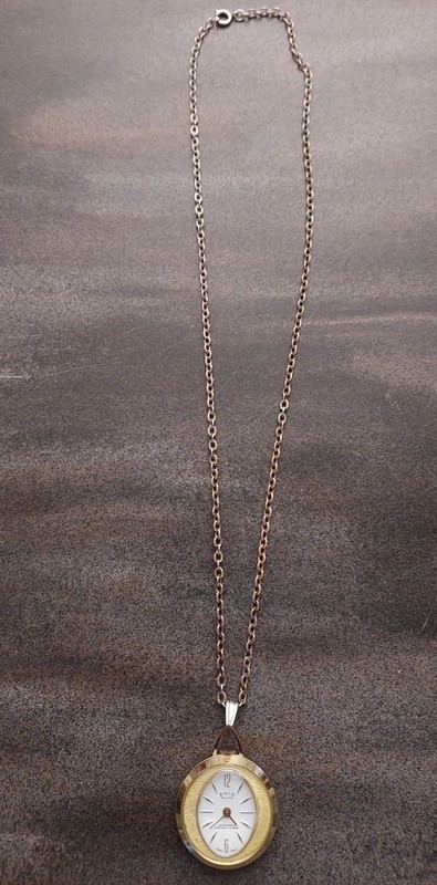Vintage Enid De Luxe Swiss Made Watch Pendant Necklace