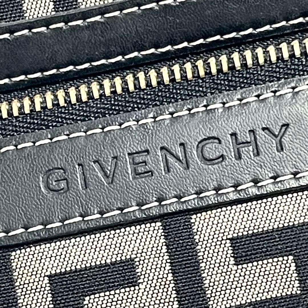 GIVENCHY 4G Logo Nylon Leather Shoulder Bag Black Tassel Large Vintage FromJapan thumbnail 14
