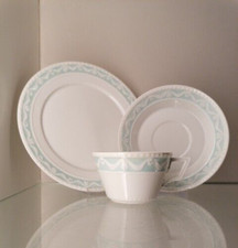 KPM Berlin KURLAND grün Teegedeck 3 tlg. 1. Wahl Tasse Untere und Teller Top A