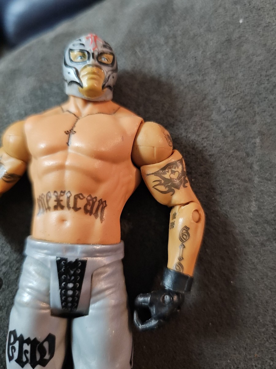 WWE Rey Mysterio 2008 Royal Rumble Figure (746775066079) Superstar