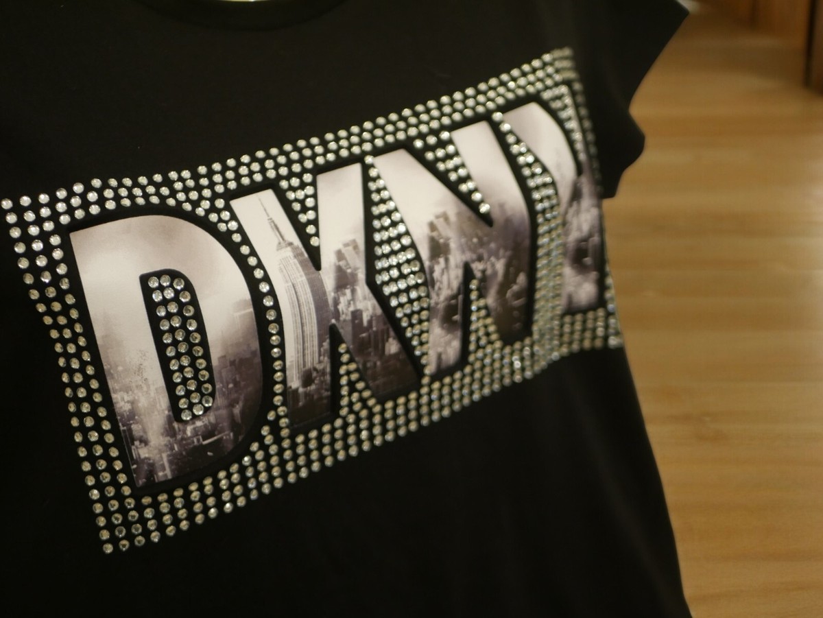 売れ筋商品|||ダナ キャラン ニューヨーク Tシャツ レディース トップス NEW YORK MIXED RHINESTONE LOGO BABY TEE - Print T-shirt - black DKNY taped logo t-shirt in white ダナキャラン ニューヨーク