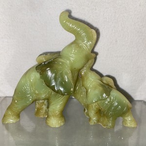 De Coleccion Jade Verde Acrilico Lucite Mama Y Bebe Elefante Estatuilla De Tronco De Buena Suerte Ebay