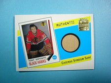 2001/02 TOPPS ARCHIVES AUTHENTIC ARENA SEAT NHL HOCKEY CARD #AS-TE TONY ESPOSITO