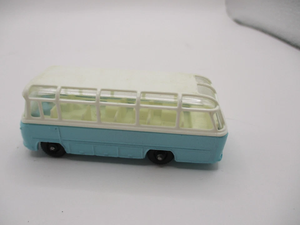 MATCHBOX LESNEY #68B MERCEDES COACH TURQUOISE/WHITE , BLACK PLASTIC WHEELS CODE3 - Image 4 of 4