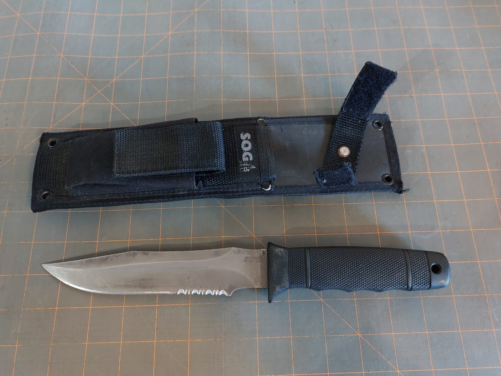 SOG Seal 2000 Fixed Blade Seki-Japan Bullet Blade Old Logo Vintage Knife