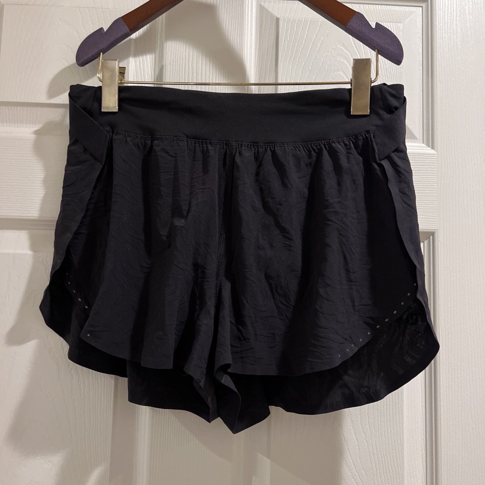 NWT Lululemon Fast Free HR Short 2" *Airflow In-Sense Emboss Mini Black Size : 8