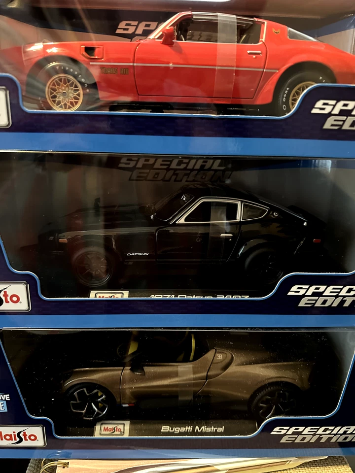 Maisto 压铸特别版 1: 18 比例盒装多种型号 - 免运费 — 第 2/2 张图片