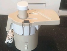AEG ESF Entsafter Saftpresse Juicer Beerenpresse Getränke Obst Gemüse
