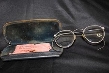 Vintage ful-vue Bifocals 12k gold filled frames w/case