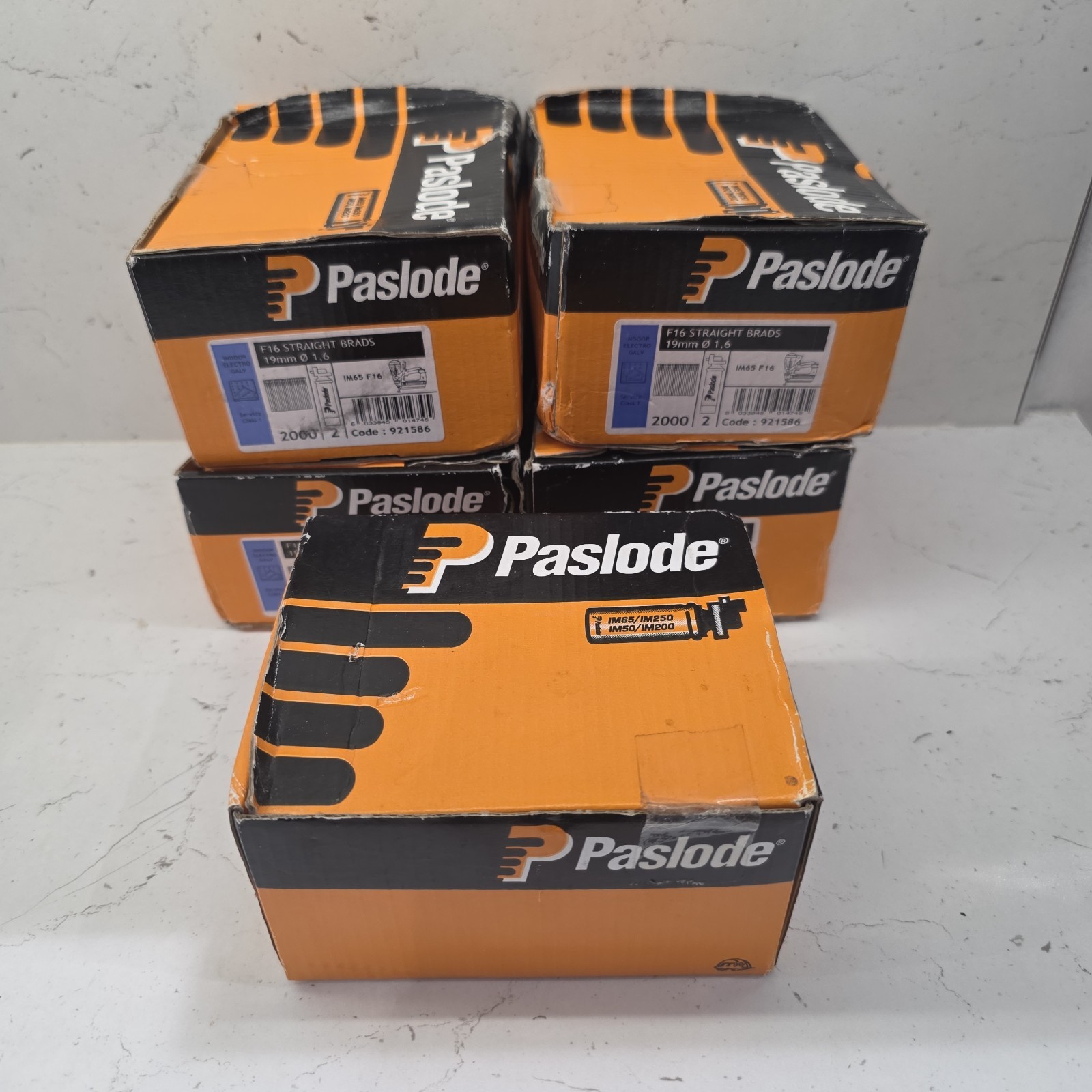 Paslode F16 921586 1.6 x 19mm Straight Brad Nails (2000 + 2 Fuel May 2019