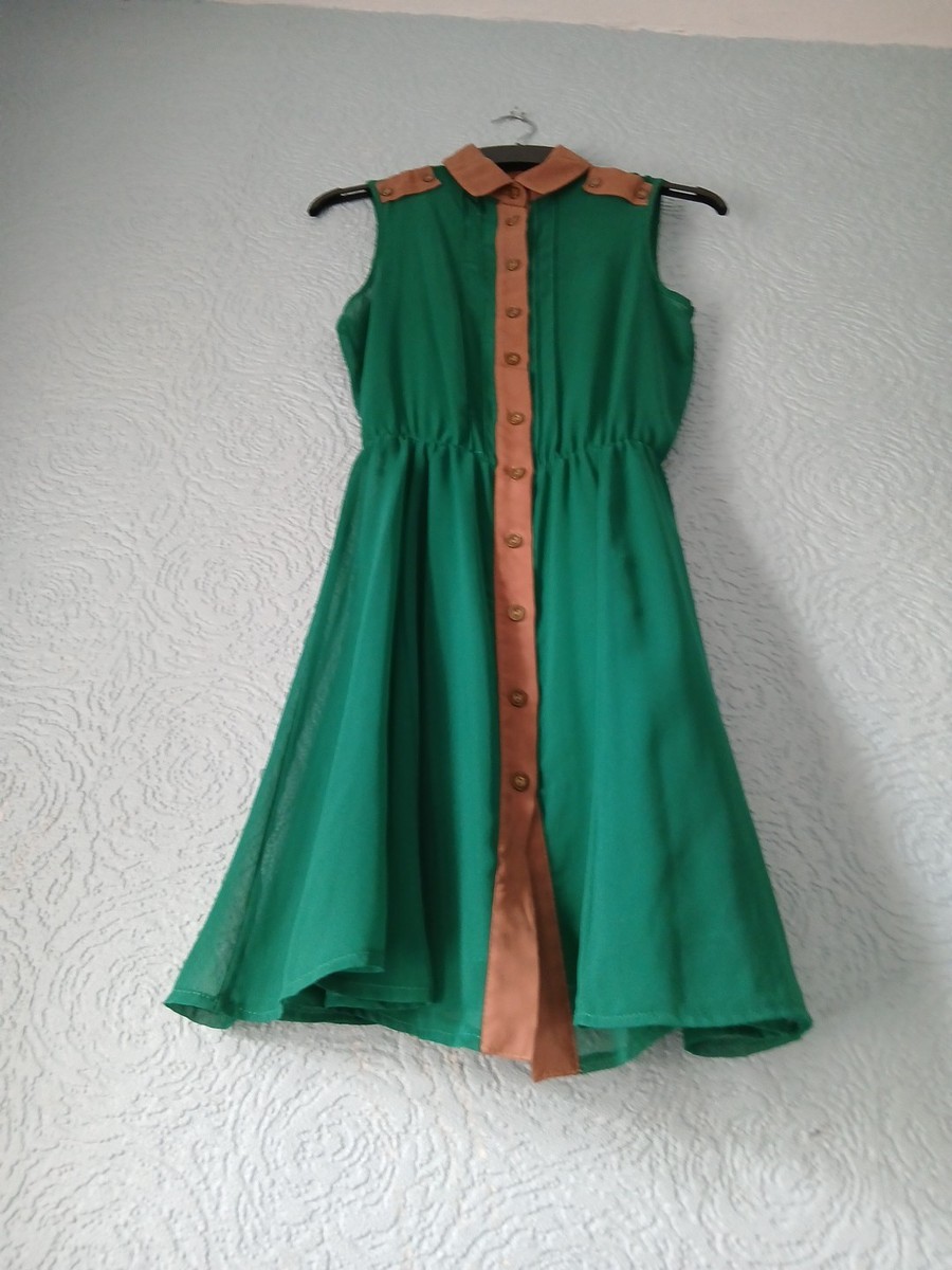 green emerald velvet dress Seaside Chest-Wrap Dress with Relaxed Holiday Leisure Atmosphere Vibes main image 1