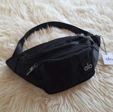 Alo Yoga Explorer Waist Bag Black Travel Crossbody Fanny Pack Everyday - NWT
