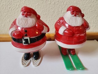 2 Vintage Santa On Ski Snow Shoe Rosbro Plastic Candy Containers Providence USA