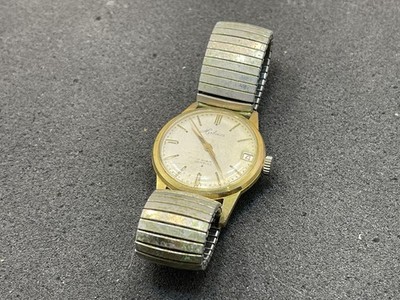 Herren Armbanduhr Quartz - Zustand siehe Fotos   