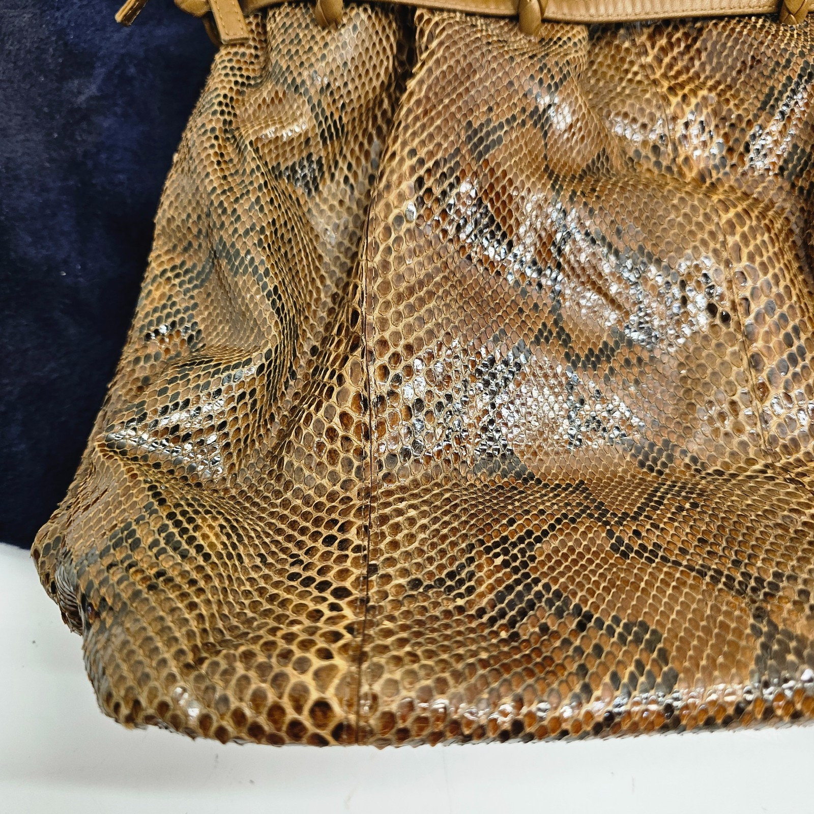 Bottega Veneta Purse Python Snakeskin Drawstring Shoulder Bag Made Italy — image 8