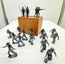 Marx 54 MM Zorro Alamo Mexican Round Hats 18 Black Vintage Plastic Soldiers A