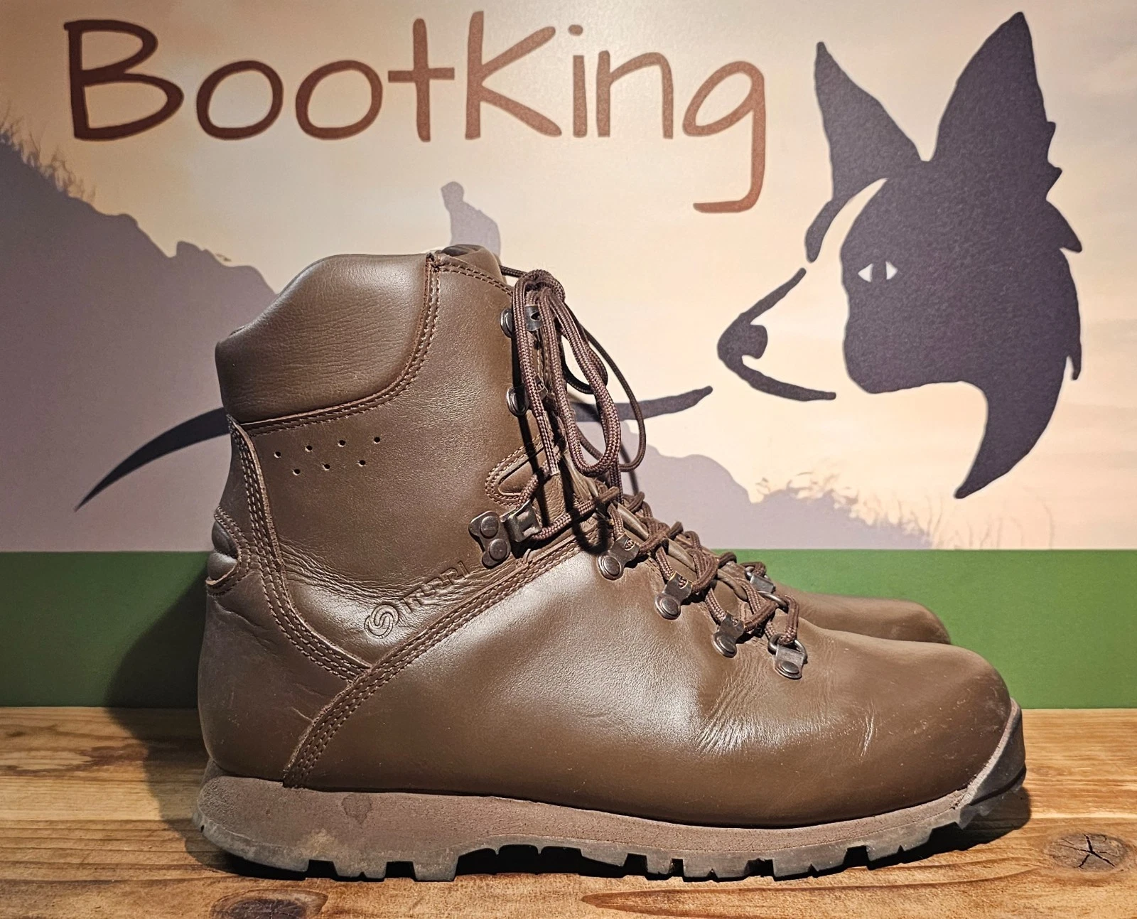 Iturri lightweight Patrol boots for Hiking, Fishing, Walking, Outdoors UK 10 M
Opens in a new window