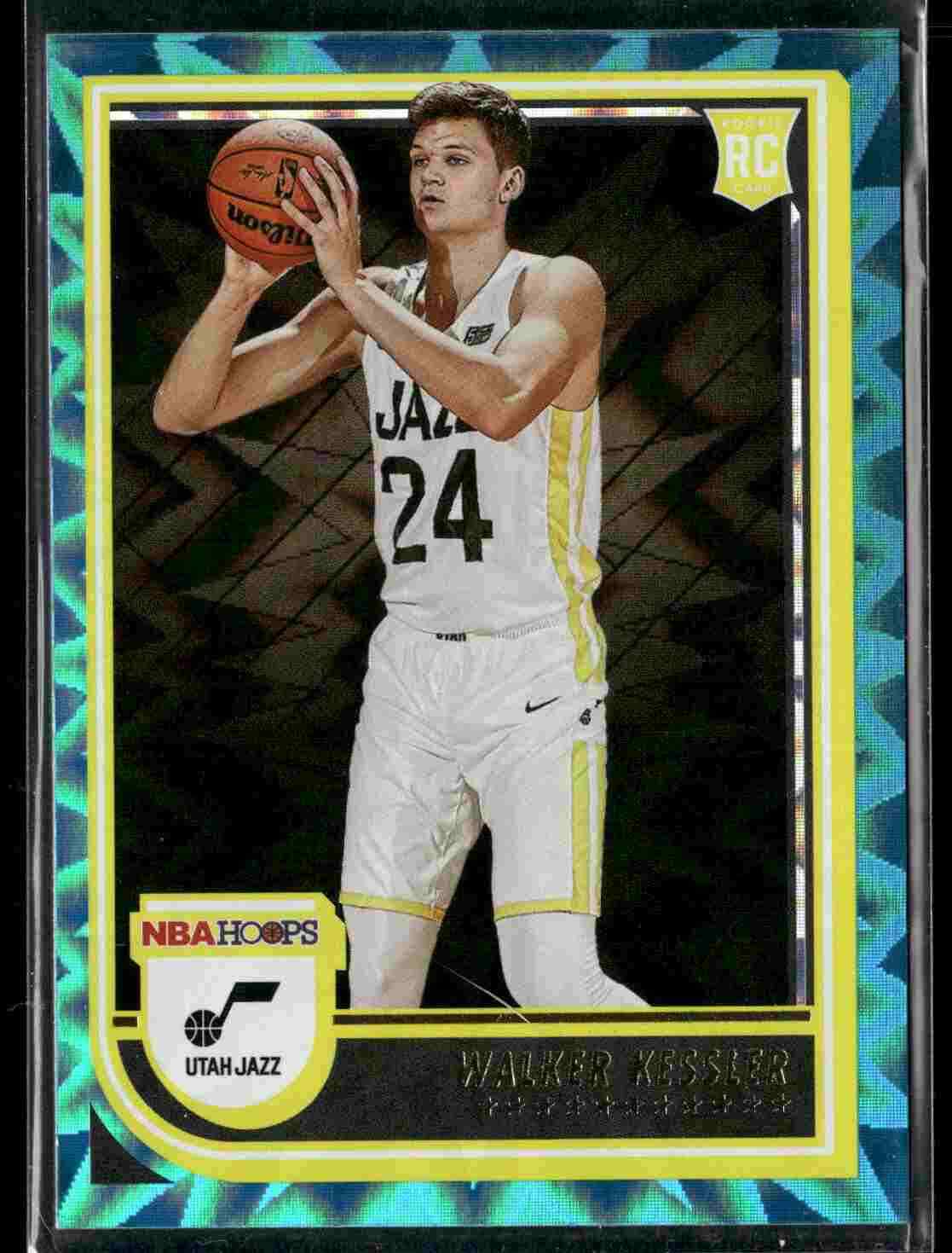 Walker Kessler 2022-23 Hoops #252 Teal Explosion Utah Jazz