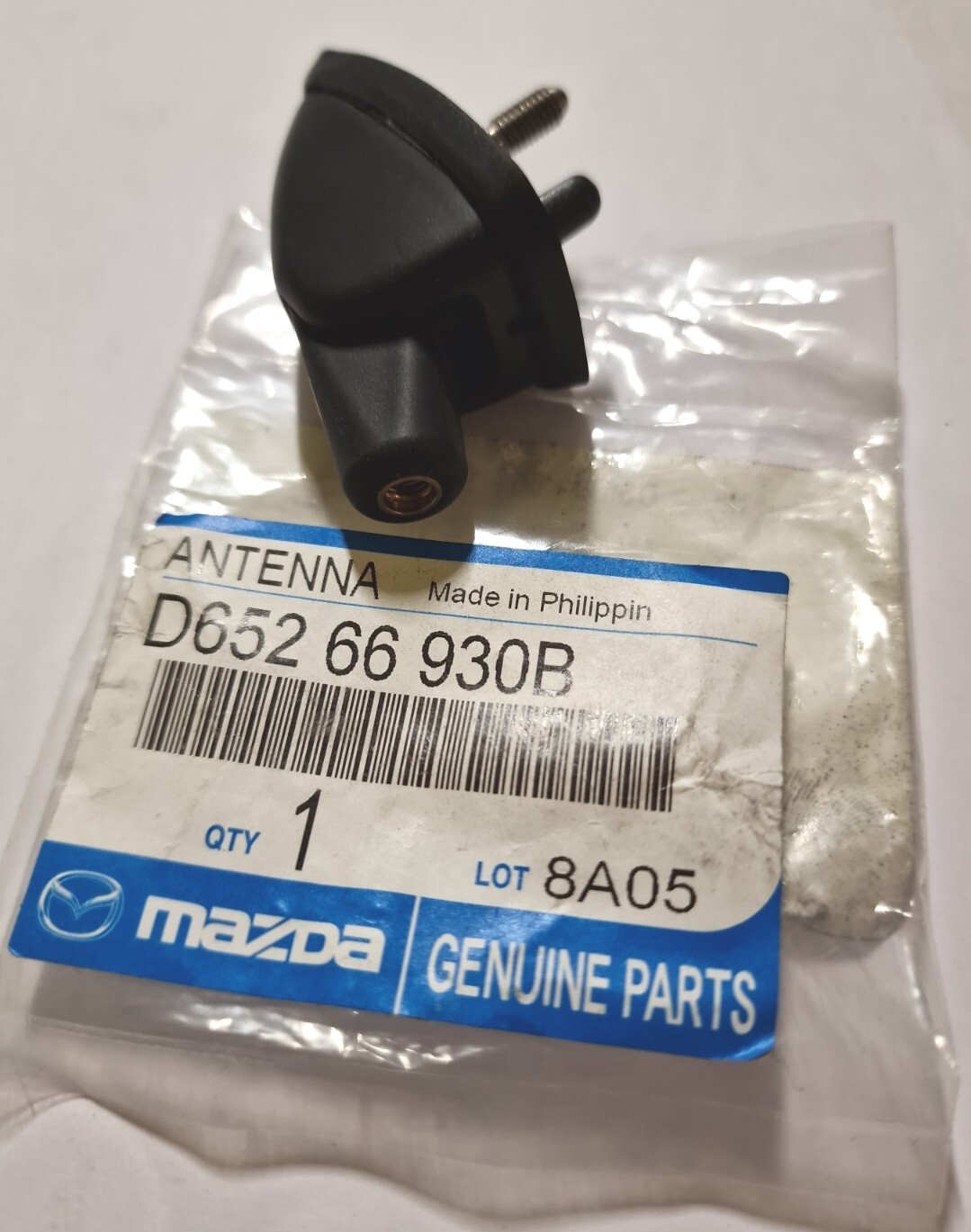 Genuine Mazda 2 2010-2014 Radio Antenna - Base Module Assembly 