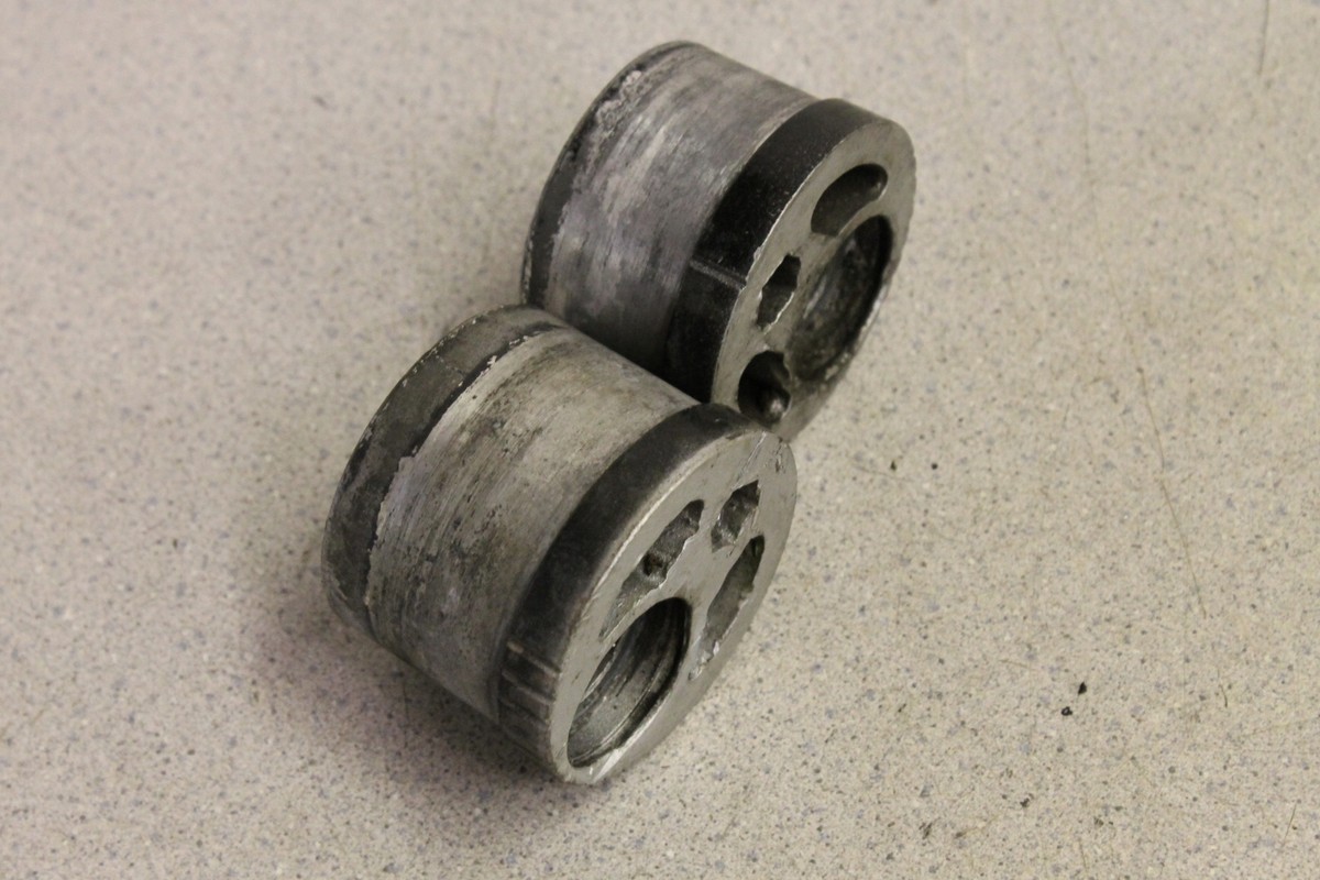 1989 Kawasaki Ninja ZX 1000 89 ZX1000 SWINGARM CHAIN TENSIONER
