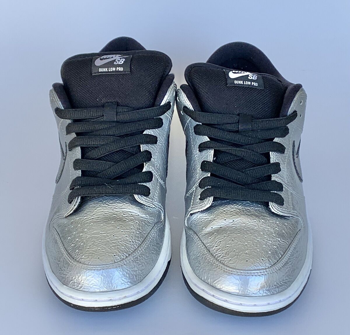 Preowned* Nike Dunk SB Low Cold Pizza Foil Silver/Black Preowned* Nike Dunk SB Low Cold Pizza Foil Silver/Black