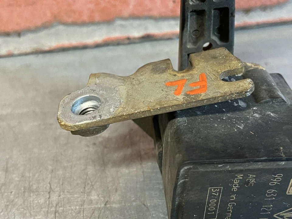 Sensor de nivel de conducción Porsche 911 Boxster 1997-2004, OEM, 99663112100 Foto 3 de 4