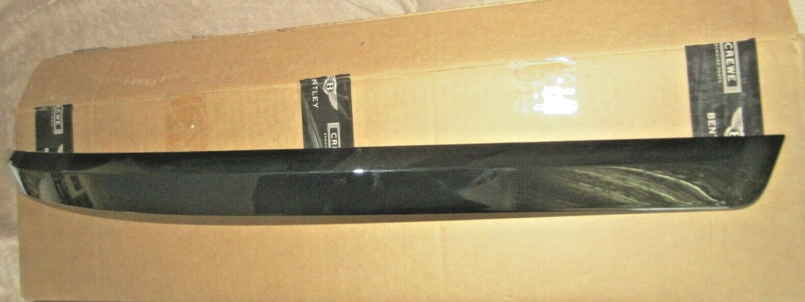 15-19 Bentley Bentayga  trim for bumper D - 03.04.2017 BRAND NEW 36A 807 918 A