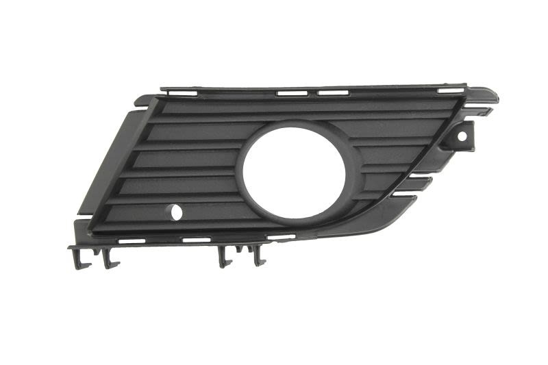 Grille pare-chocs Corsa C 1.0 rénover la face avant après un choc urbain de 2003