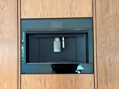Black Fisher & Paykel 24'' Series 9 Barista Quality Coffee Maker