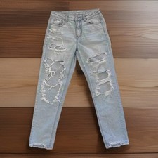 American Eagle Outfitters Distressed Mom Jean Size 4 Regular