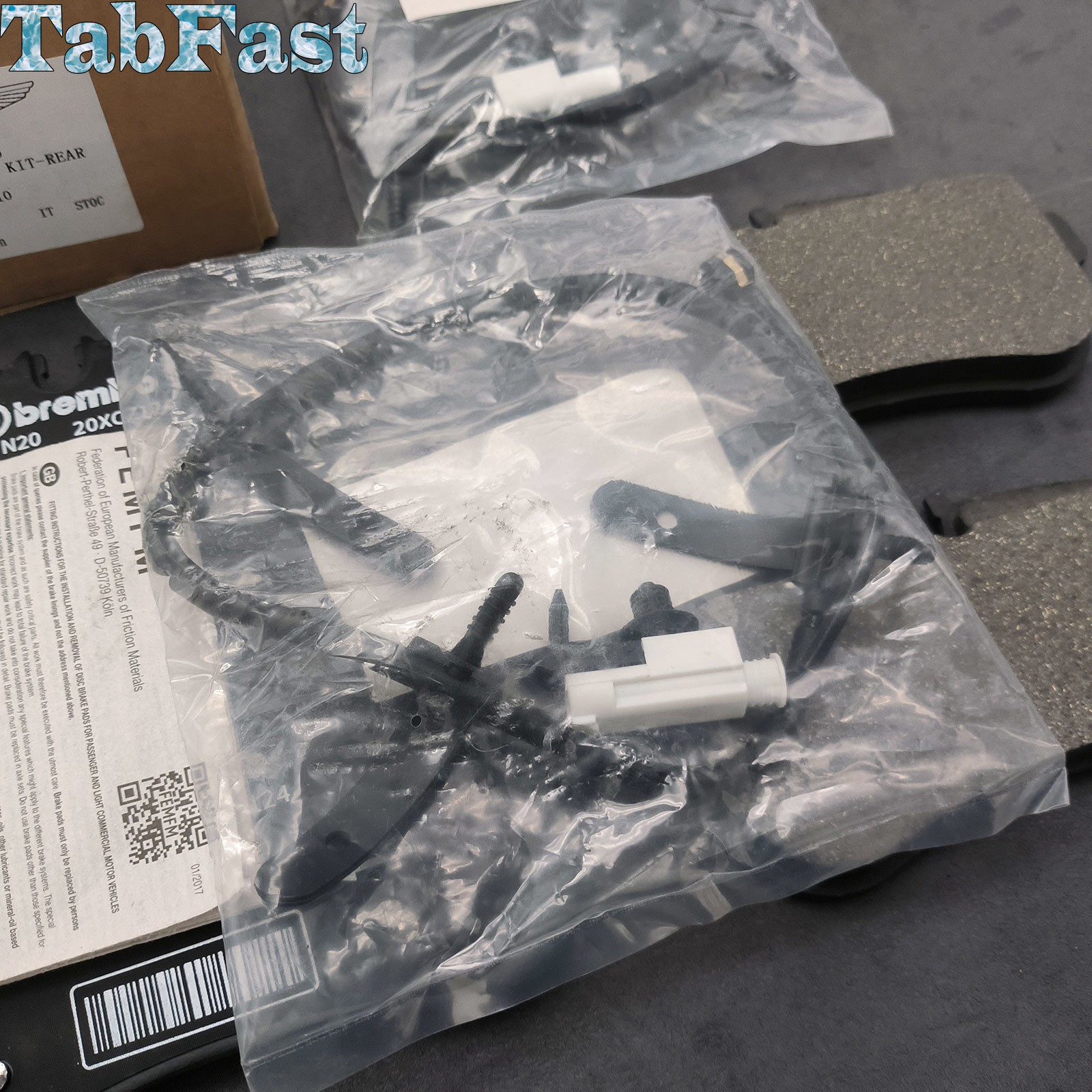 MY83-2D007-AC Front Rear Brake Pad W/Sensor for Aston Martin DBX MY83-2C562-AD
