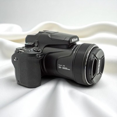 Mint] Nikon COOLPIX P1000 Black X125 16.7 MP Digital Cama Zoom 4K