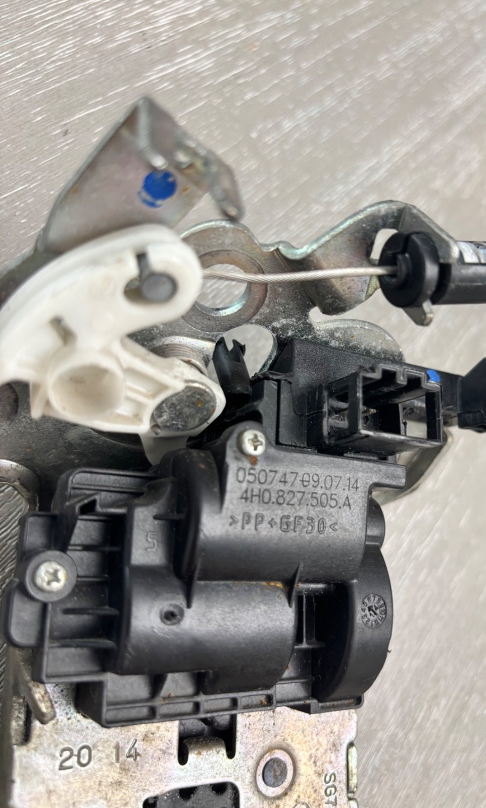 2015 BENTLEY CONTINENTAL GT REAR TRUNK HATCH LOCK LATCH ACTUATOR OEM 4H0827505A