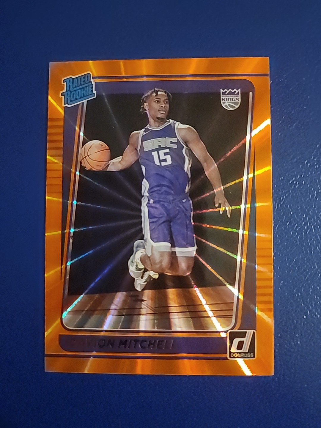 2021-22 Panini Donruss Davion Mitchell #205 Orange Laser RC rookie Kings Holo