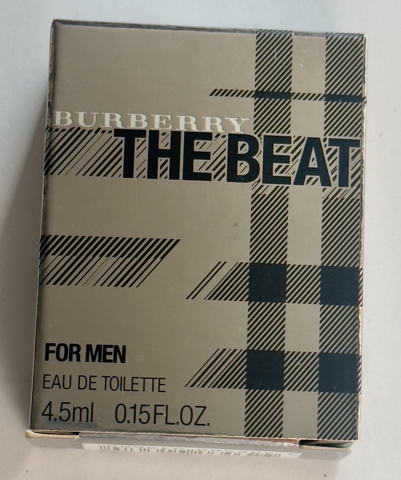 Burberry The Beat For Men Cologne 0.15 oz ~4.5 ml Miniature 