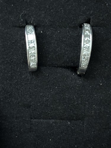 18kt White Gold Princess Cut Diamond 1ct Hoop Earrings 5.1 grams