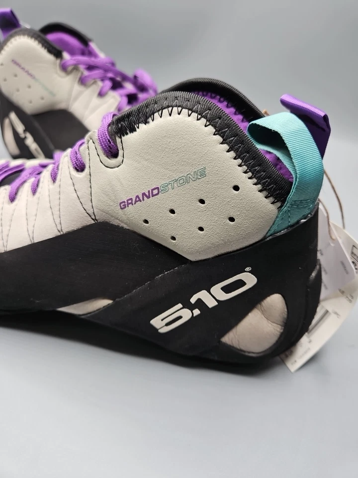 Sapato de Escalada Adidas Five Ten Grandstone Preto/Roxo Masculino Tamanho 11 - Imagem 2 de 4