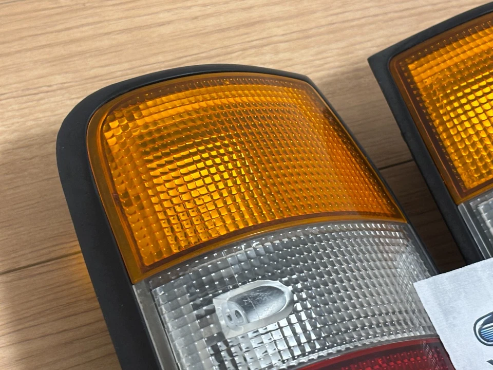 Lexus Genuine LX450 Toyota Land Cruiser FZJ80 Tail Light Lamp Left Right OEM JDM - Image 2 of 4