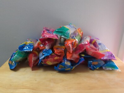 PEZ Assorted Lot of 25 Pez Dispencers All NEW in Package ID:#01