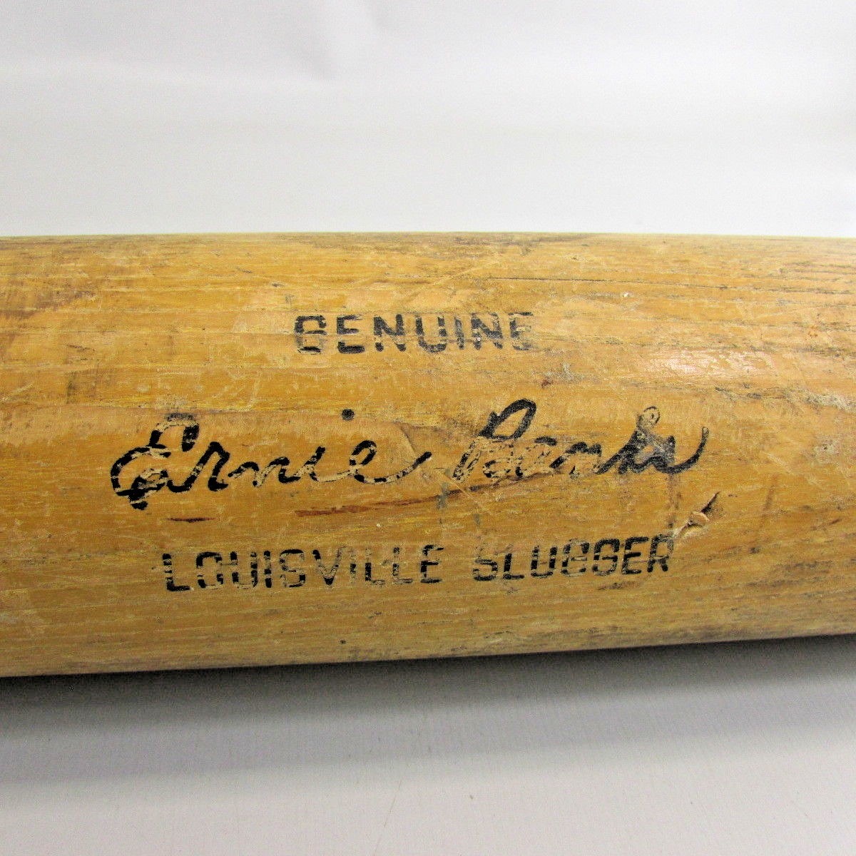Vintage Hillerich & Bradsby Co 125 ERNIE BANKS Louisville Slugger Bat
