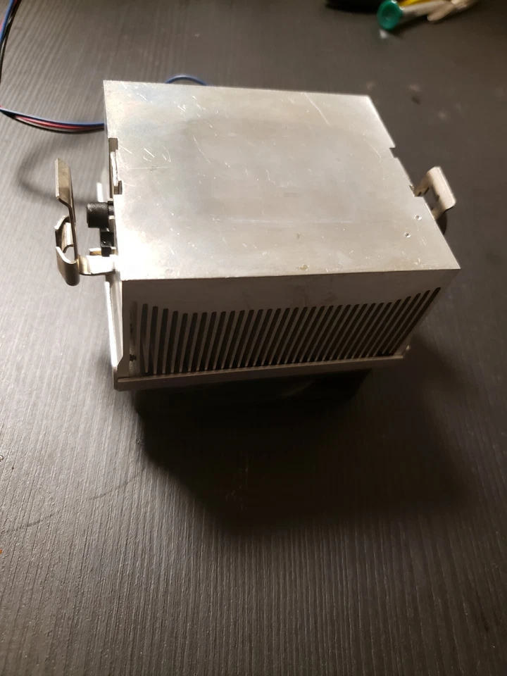 AMD MF064-074 by Ajigo AJ504TC AMD CPU Cooler Heatsink - Image 3 of 4