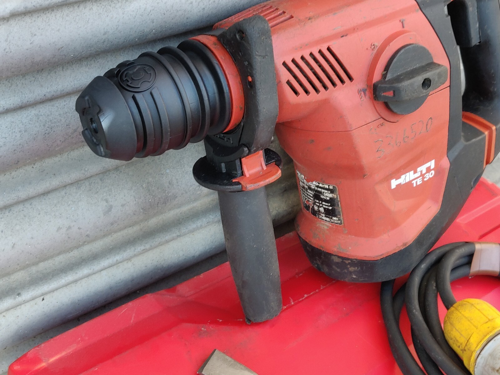 HILTI TE30C AVR (02) Rotary Hammer Drill & Breaker 110v 3 mode SDS+ In
