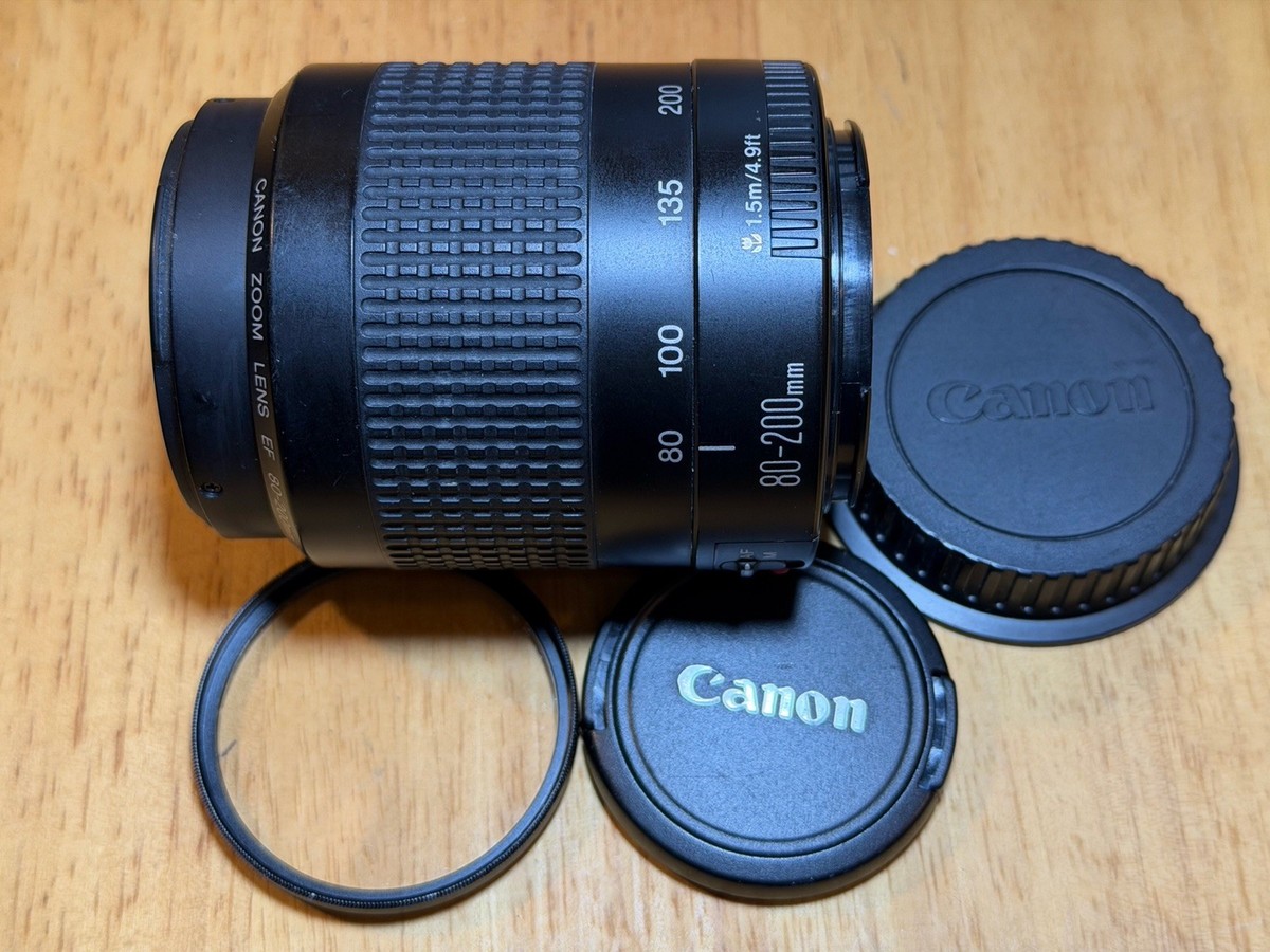 Canon Zoom Lens EF 80-200mm f/4.5-5.6 II Good Condition w/Both