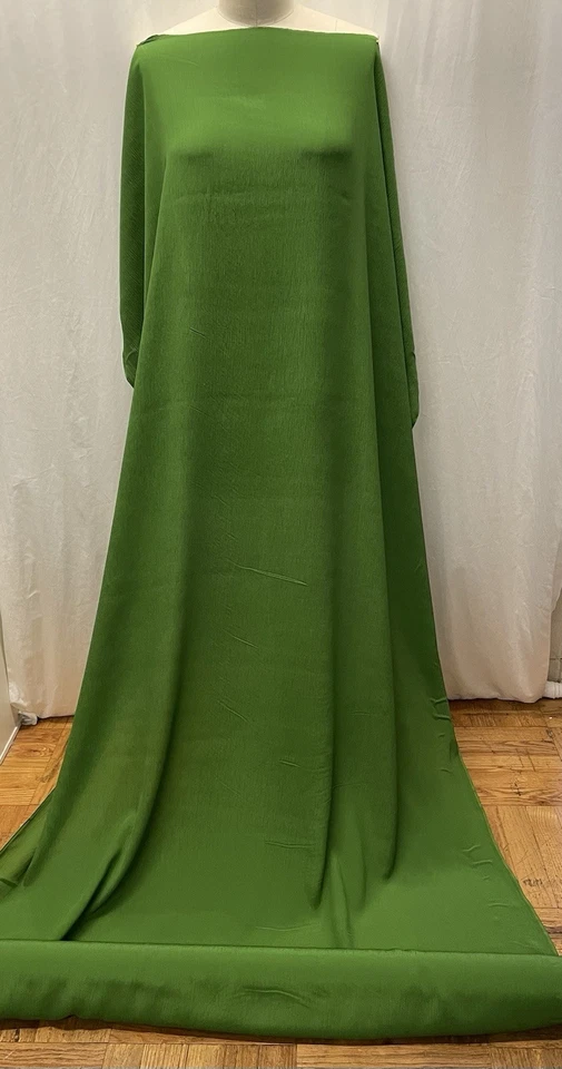Tela 100 % seda arrugada crepé de China rica verde esmeralda por yarda 45" de ancho Foto 3 de 4