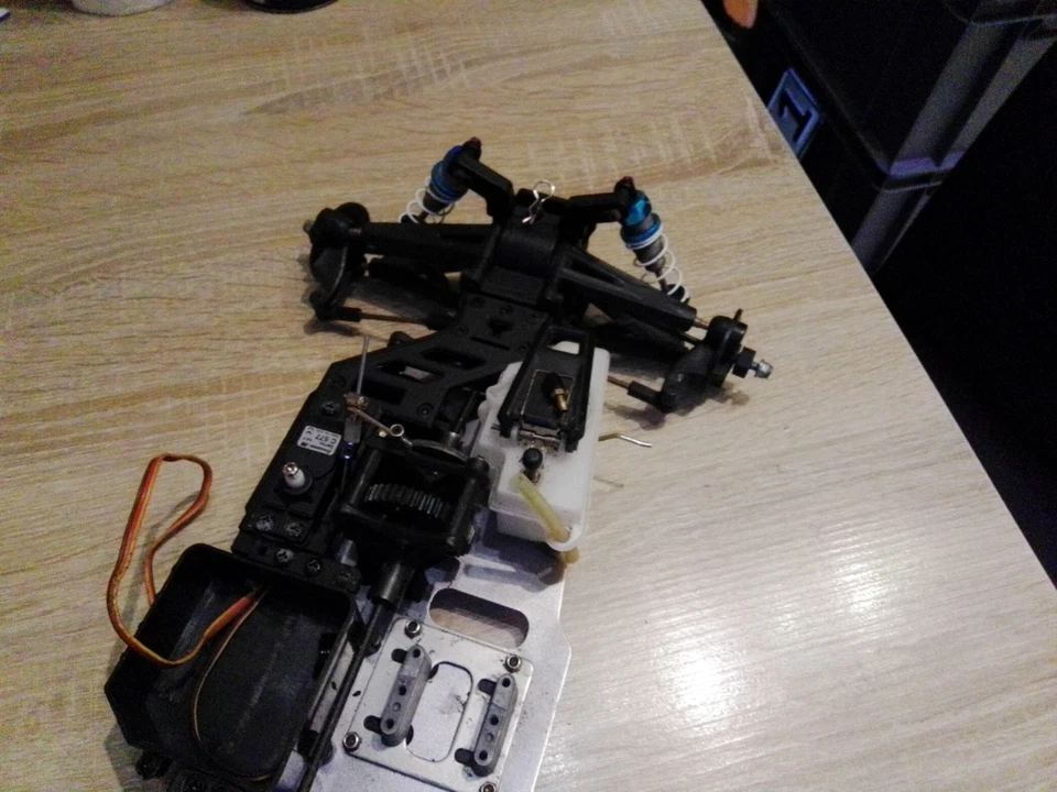 Carson CV 10 Nitro Verbrenner Buggy / Truggy Chassis 4 WD  1 zu 10  guter Zustan - Bild 3 von 4