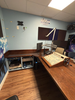 Professional Broadcast Radio Studio Equipment   Multiple Studios Available