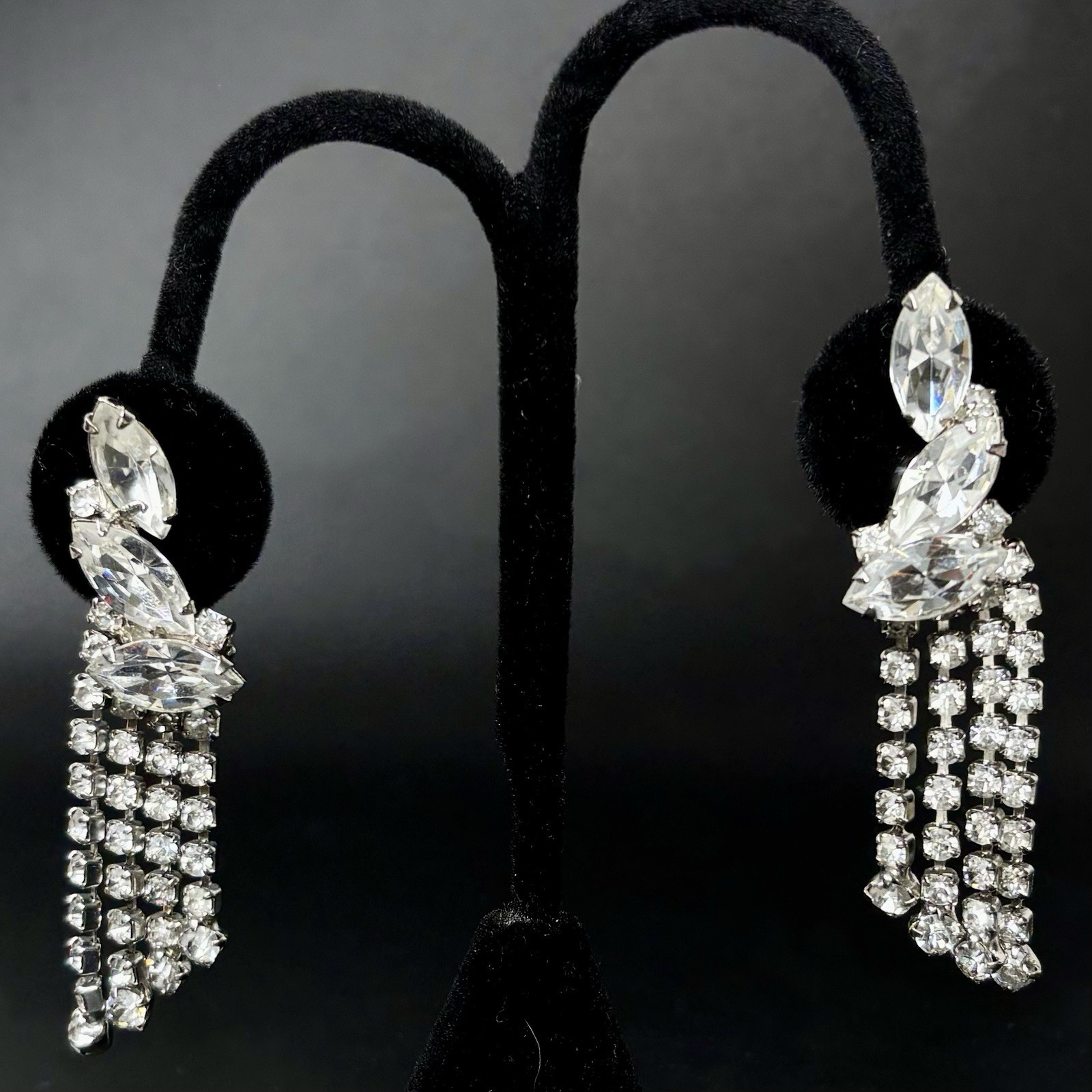 Silver Tone Waterfall Dangle/Drop Clear Rhinestone Clip-On Earrings Vintage