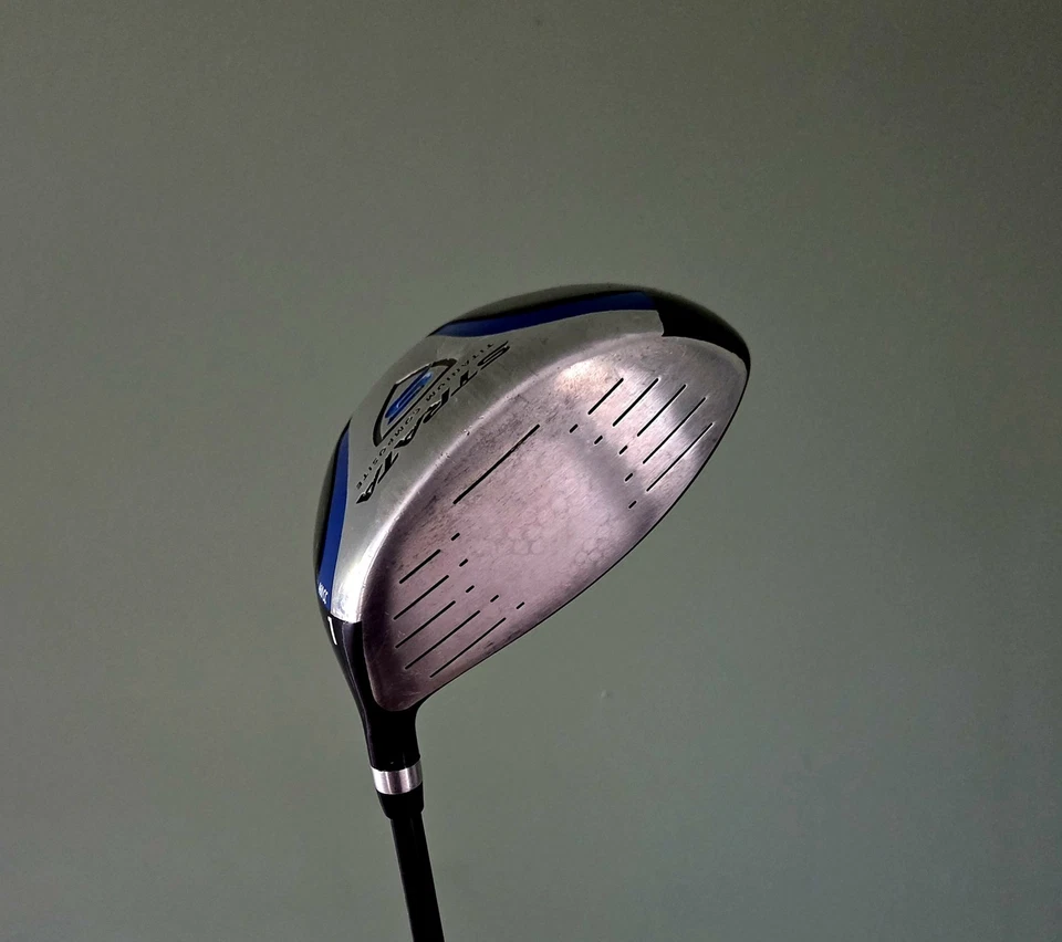 Callaway Strata 10 Piece Set - PW, 6-9 Iron, 5 Hybrid, 3 Wood, Driver, Putter - Image 3 of 4